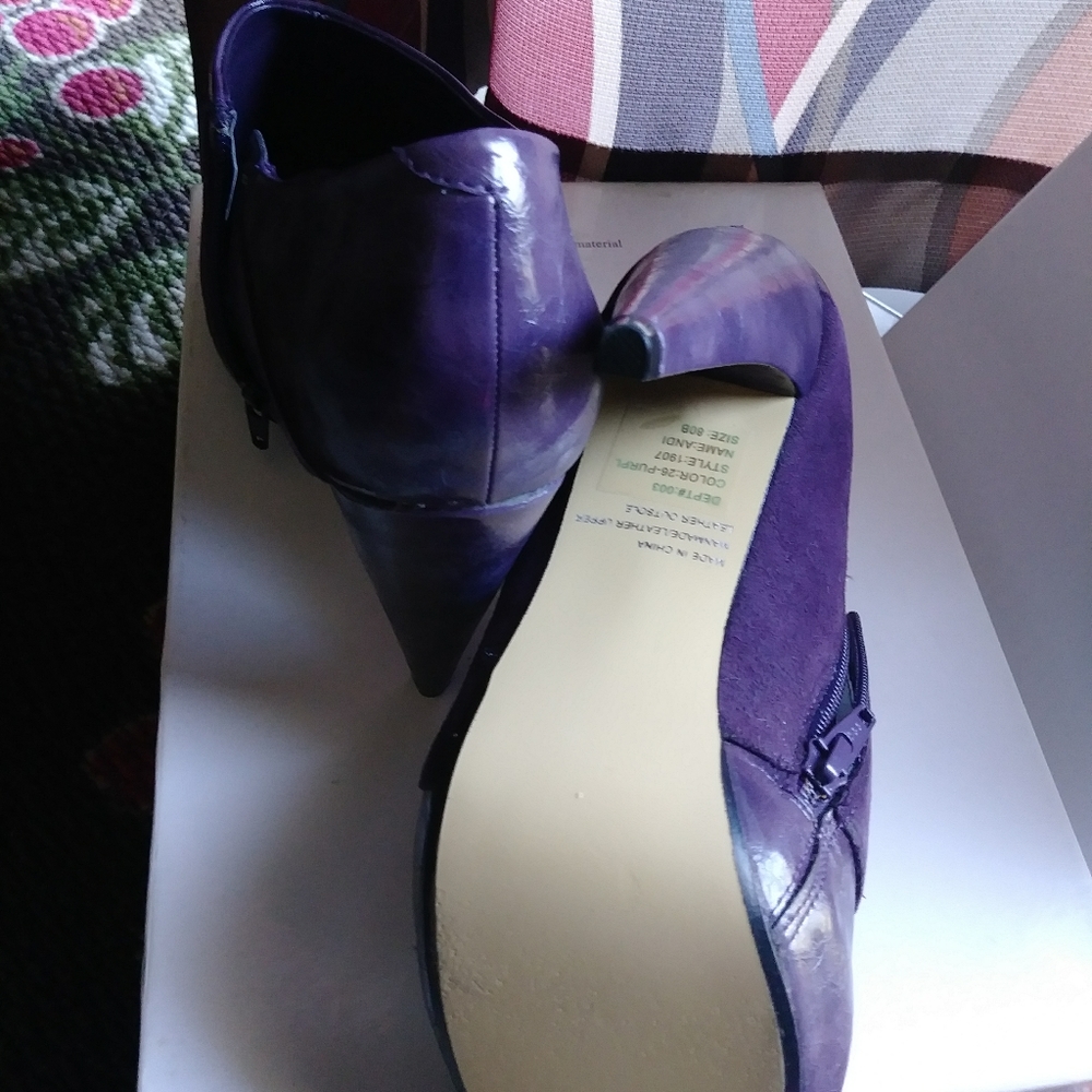 Heels never worn